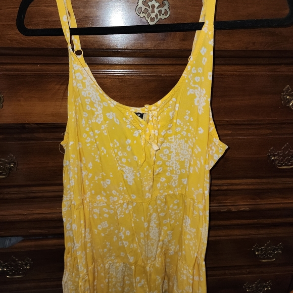 Torrid size 2 top - Picture 2 of 2